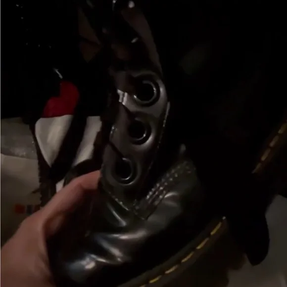 Dr. Martens Black Leather Boots with Yellow Stitching Molly - Picture 6 of 10